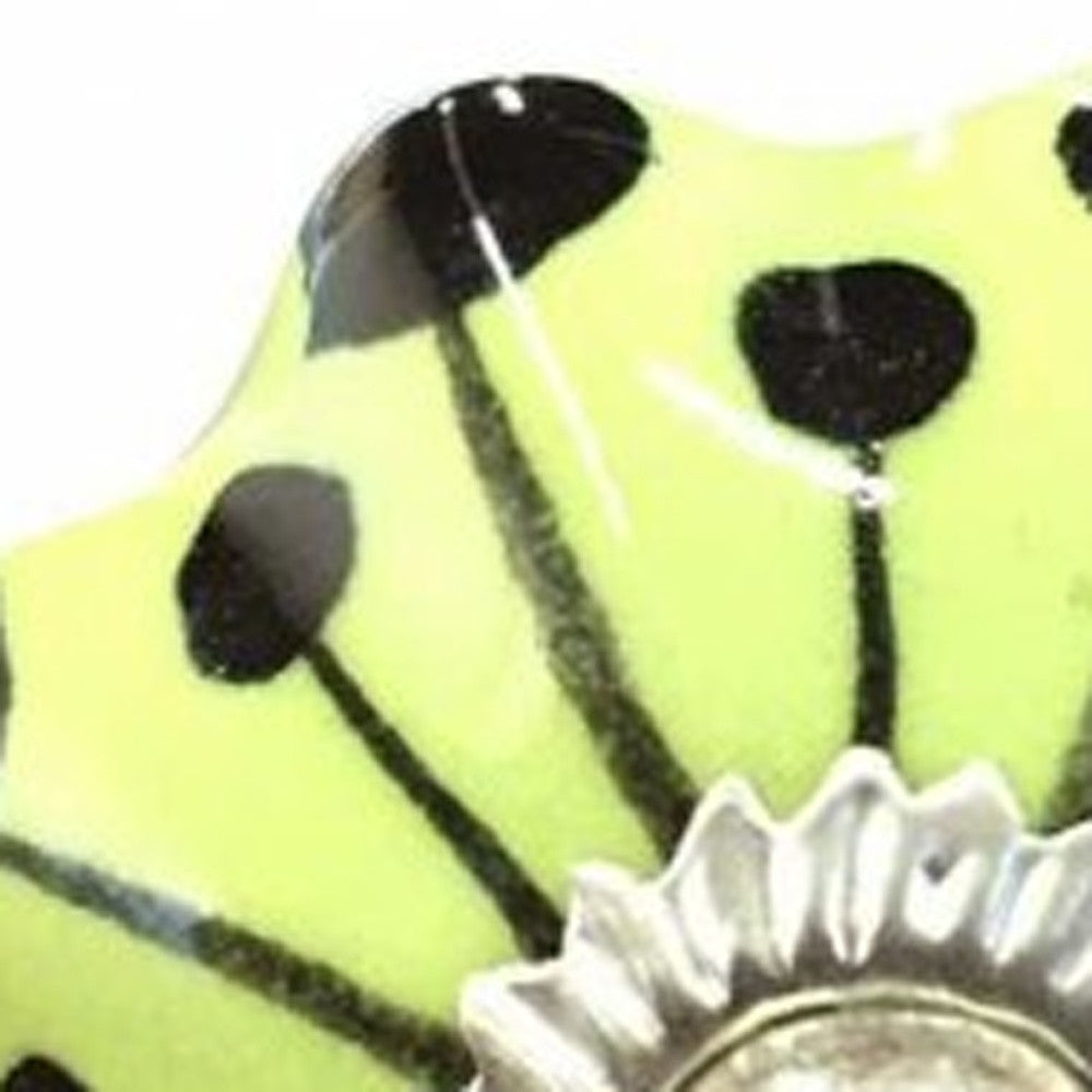 1.5" X 1.5" X 1.5" White Black And Yellow Knobs 12 Pack