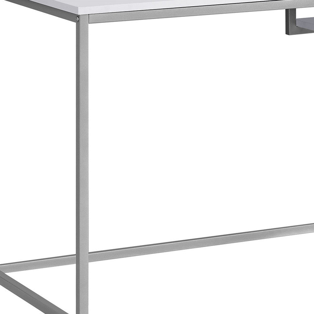 30" White Mdf And White Metal Computer Desk