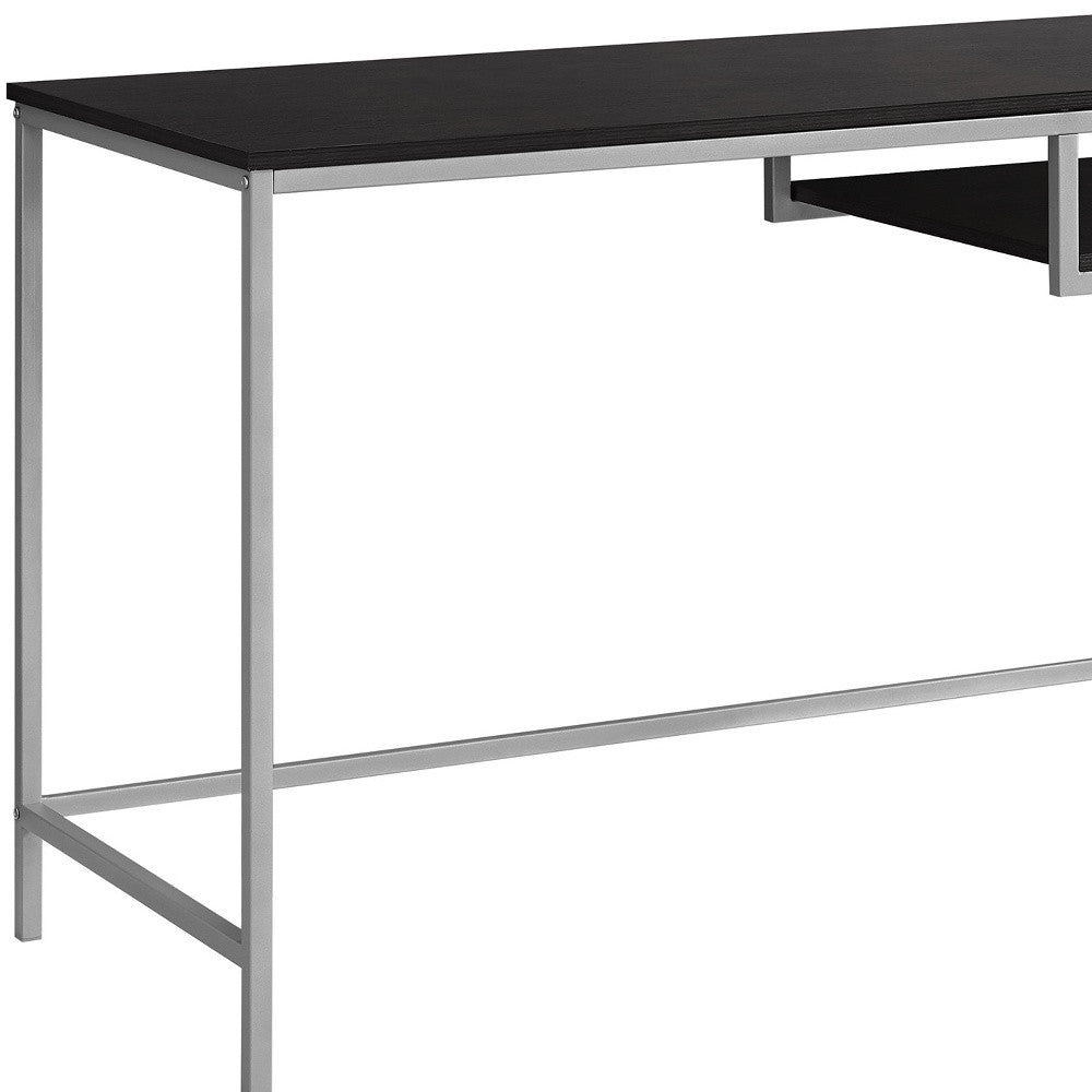 30" White Mdf And White Metal Computer Desk