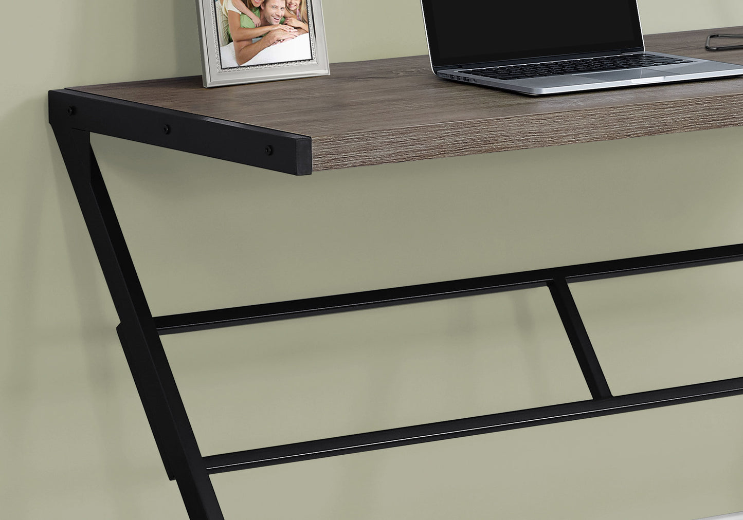 22" White Rectangular Computer Desk