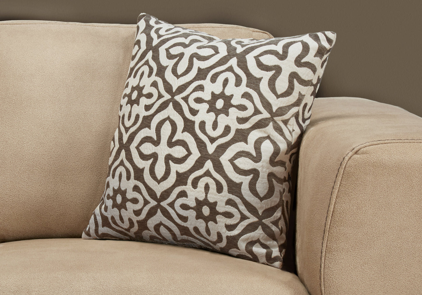 18" X 18" Blue and White Polyester Geometric Zippered Pillow