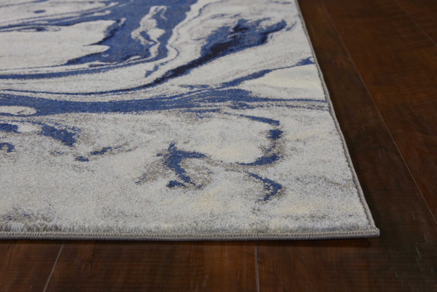 7' X 10' Polypropylene Blue Area Rug