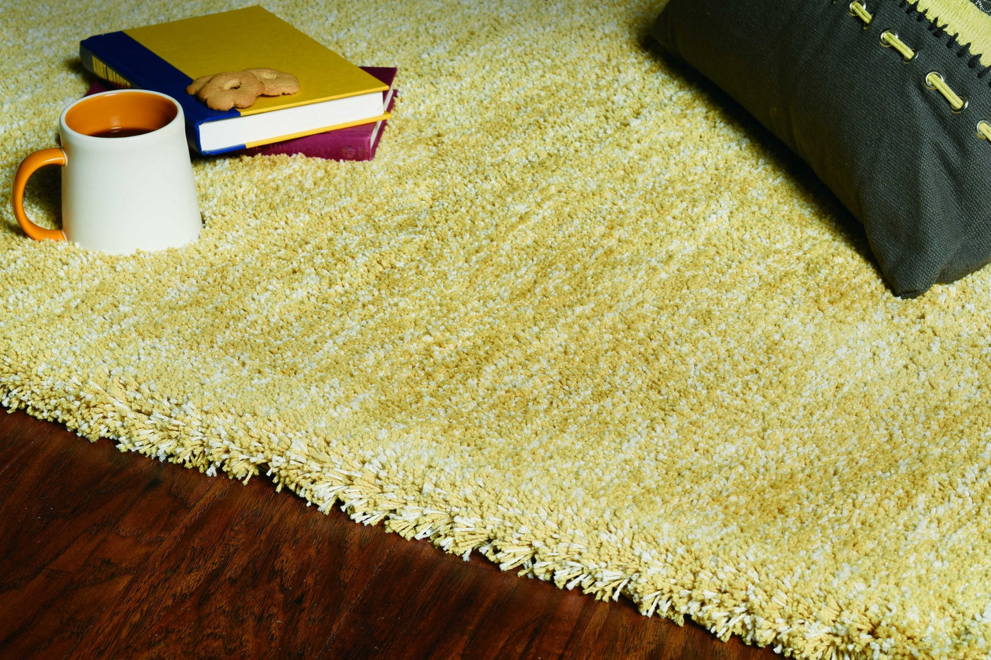 8' Round Polyester Yellow Heather Area Rug
