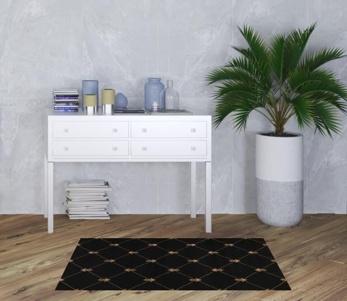 7' X 10' Polypropylene Black Area Rug