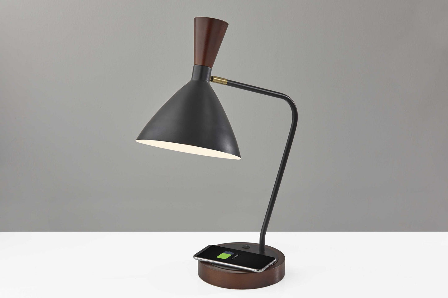 Black Metal Wireless Charging Desk Lamp