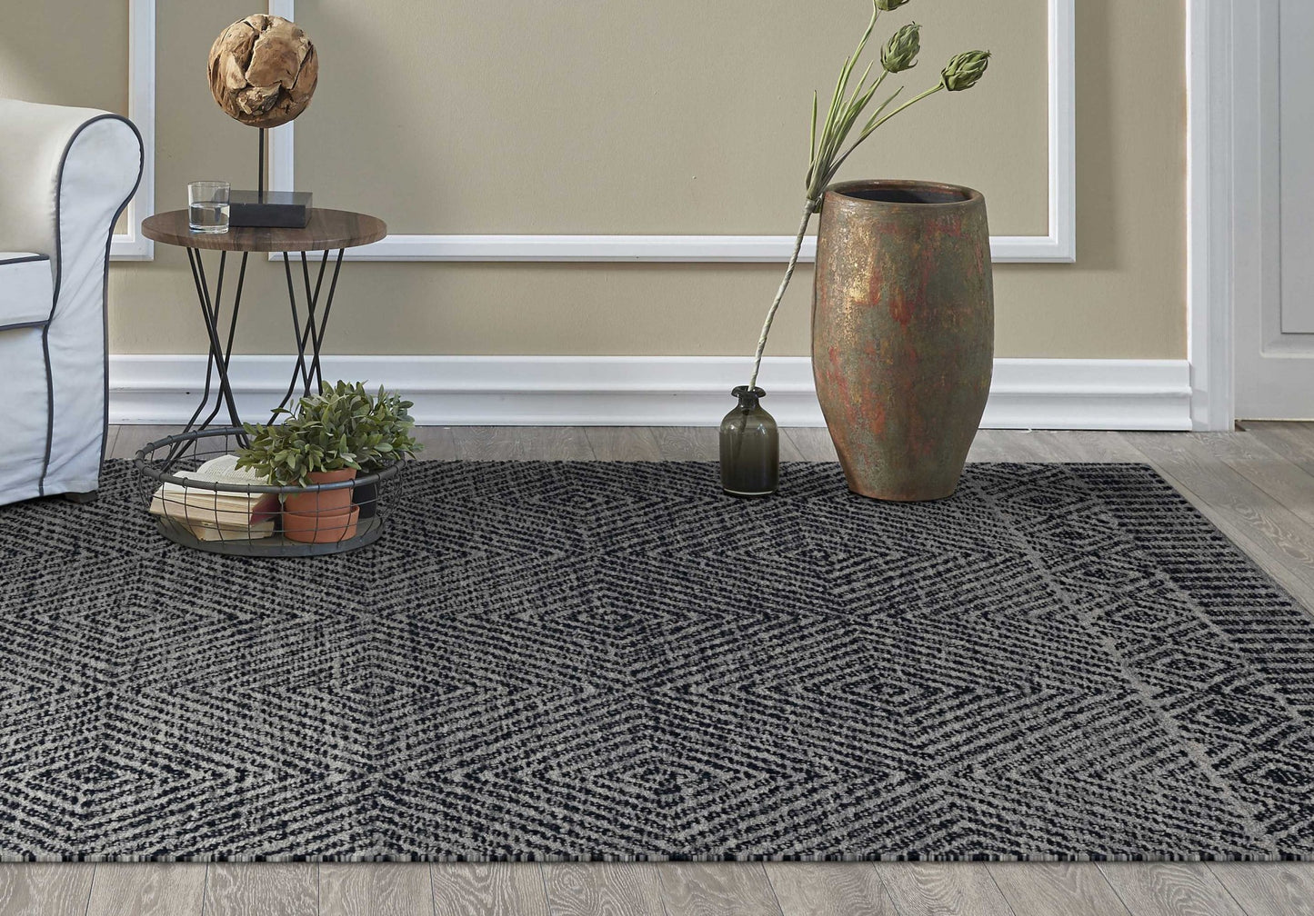 108 X 156 Grey Or Black Wool Rug