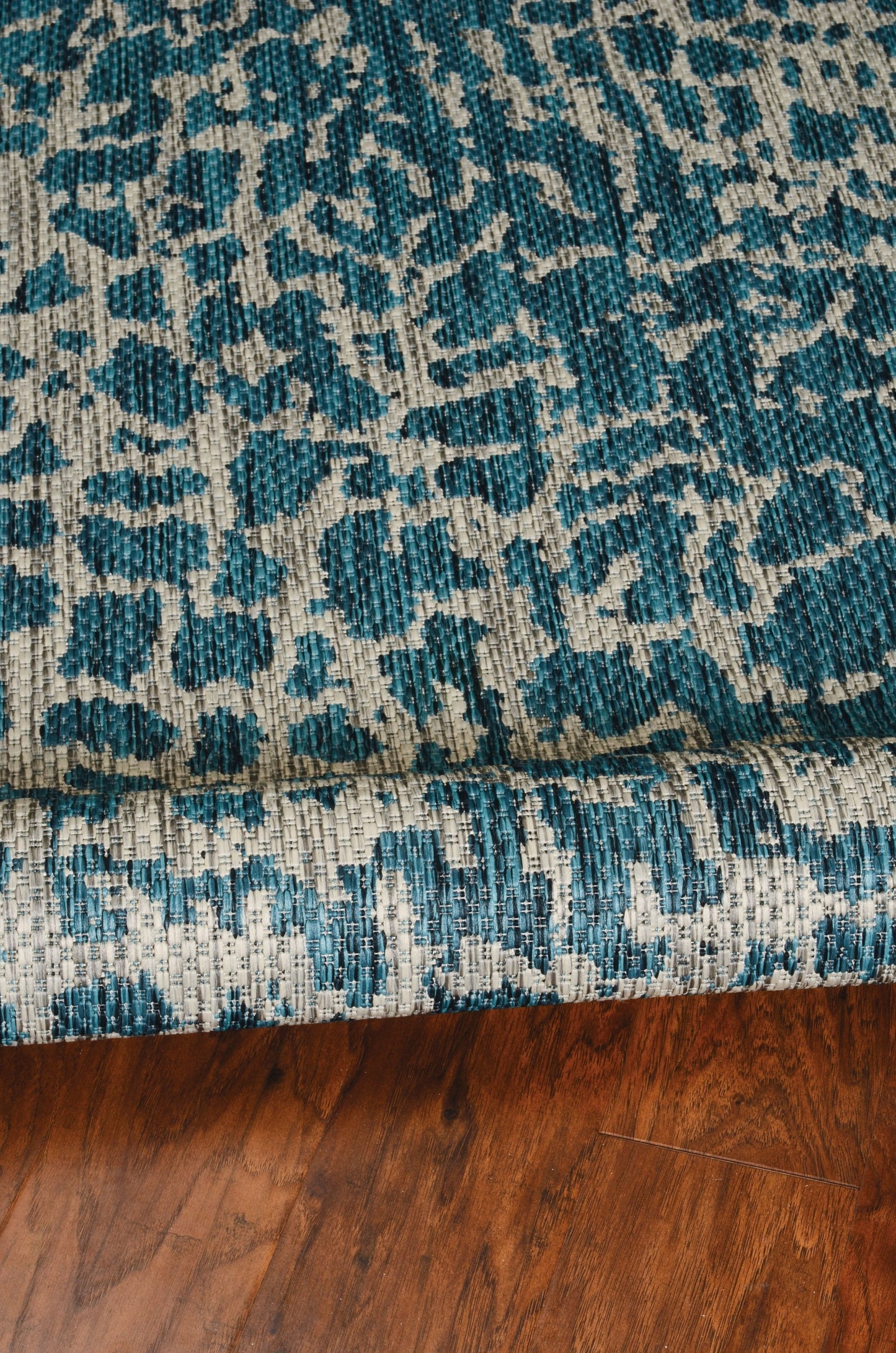 8'X11' Teal Machine Woven Uv Treated Animal Print Indoor Outdoor Area Rug