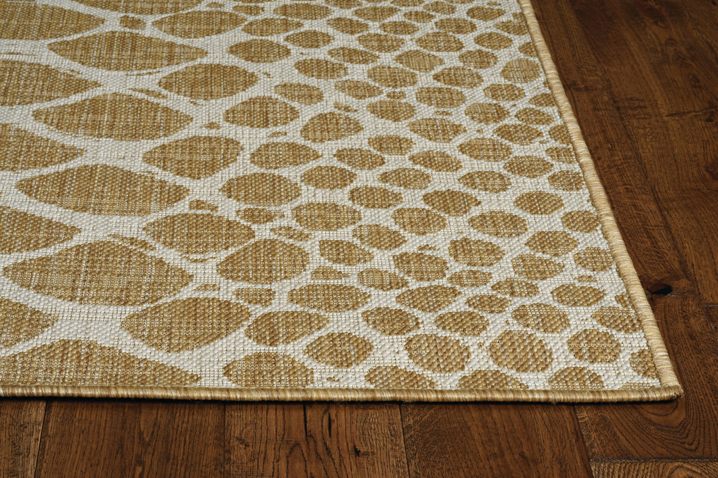3'X4' Ivory Machine Woven Uv Treated Snake Print Indoor Outdoor Accent Rug