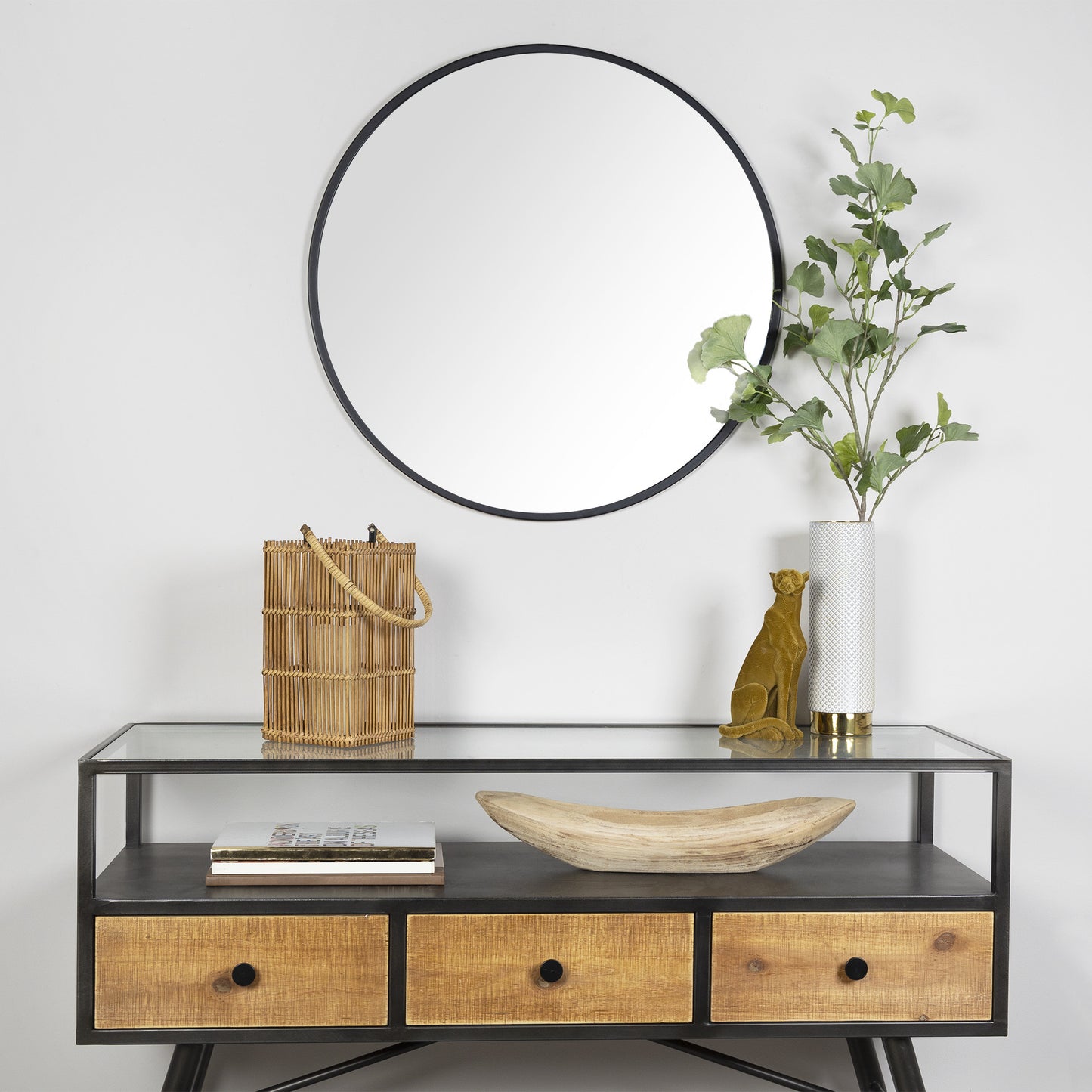 Minimalist Black Round Wall Mirror