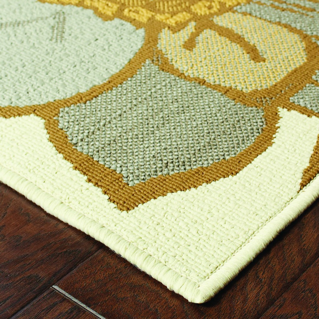 4' x 6' Gray and Ivory Floral Indoor Outdoor Area Rug