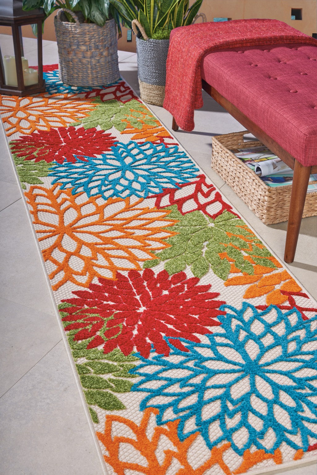 6' X 9' Green And Ivory Floral Indoor Outdoor Area Rug