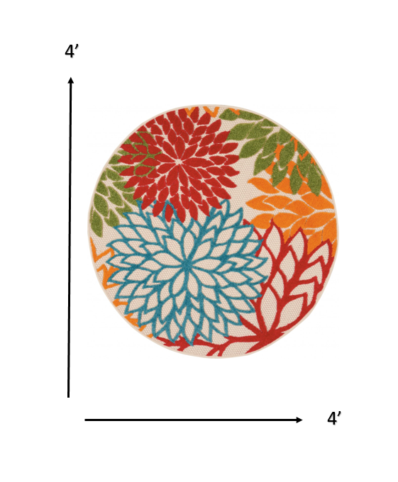 4' X 6' Green And Ivory Floral Indoor Outdoor Area Rug