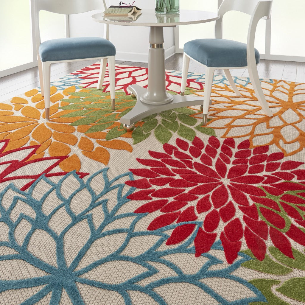 4' X 6' Green And Ivory Floral Indoor Outdoor Area Rug