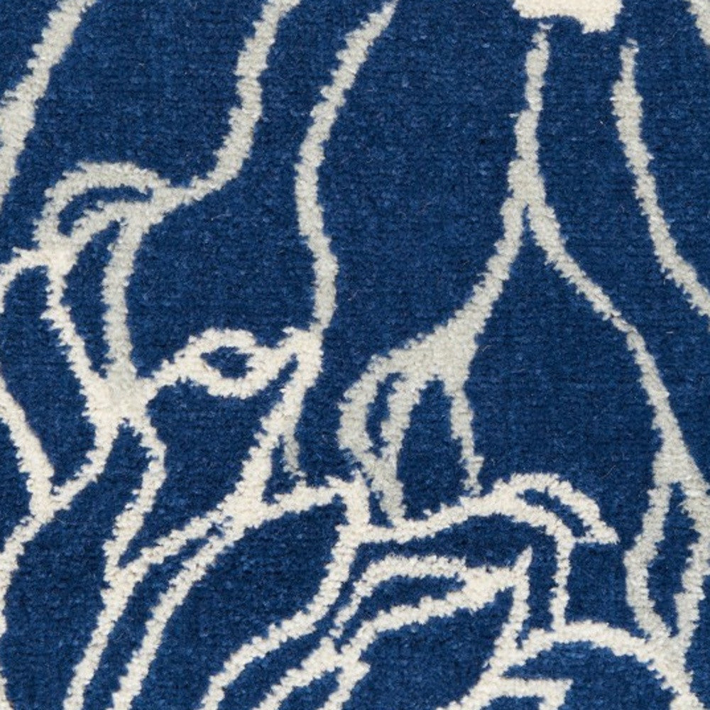 5' Blue And Ivory Round Floral Dhurrie Area Rug