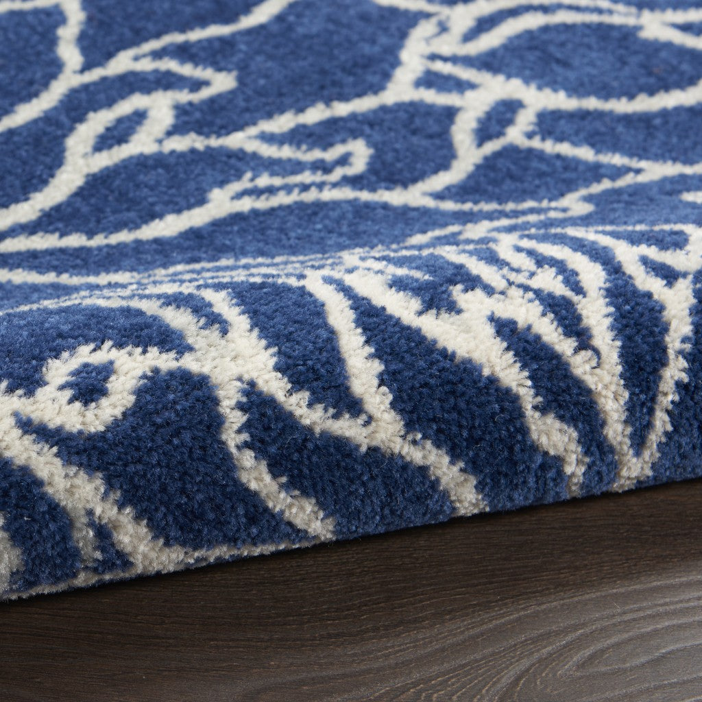 5' Blue And Ivory Round Floral Dhurrie Area Rug