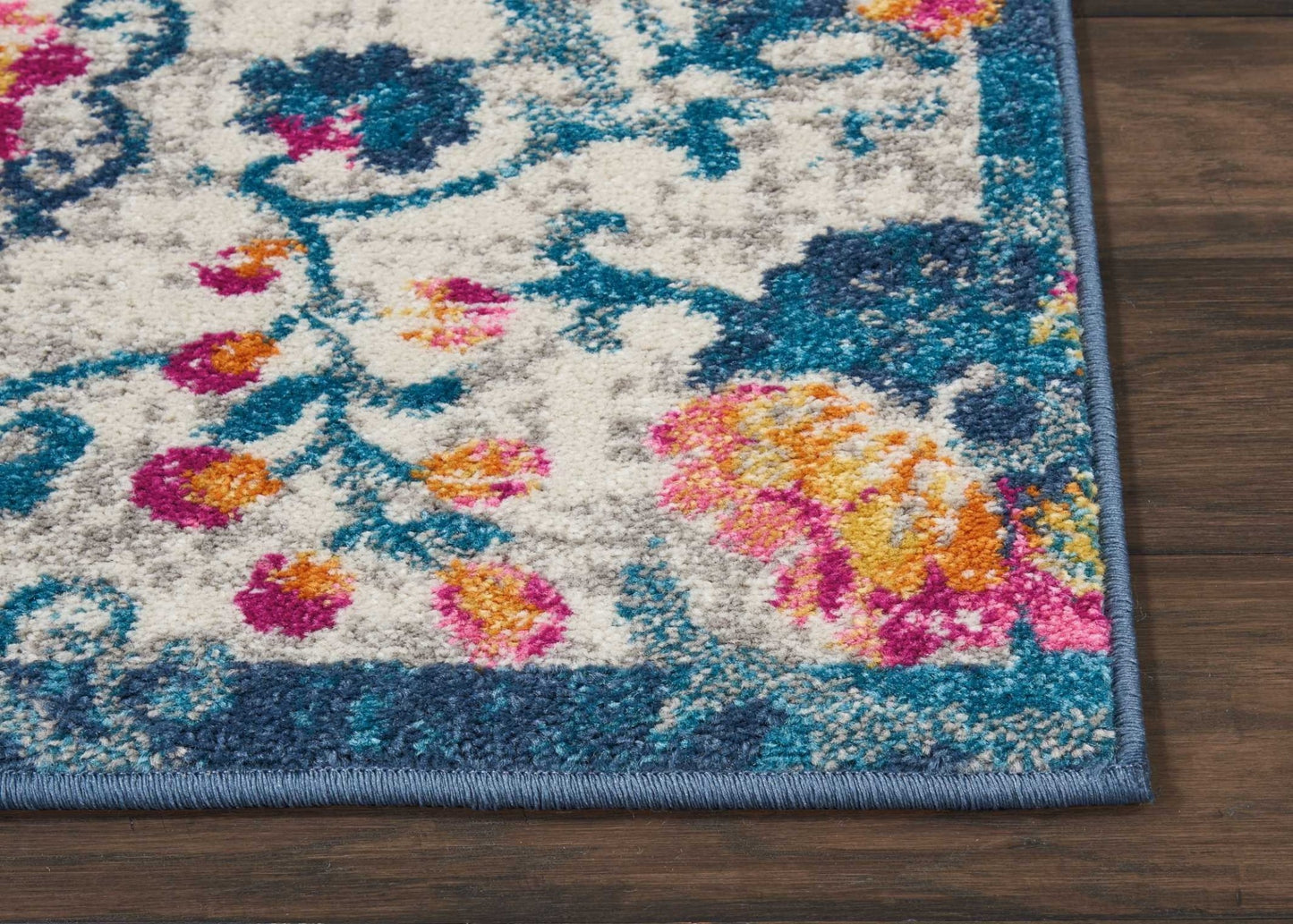5' X 7' Ivory Floral Dhurrie Area Rug