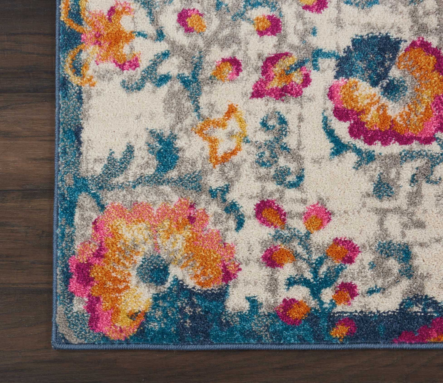 5' X 7' Ivory Floral Dhurrie Area Rug