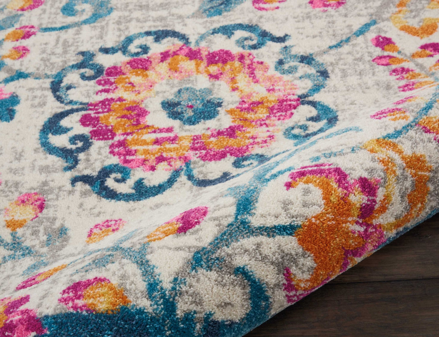 5' X 7' Ivory Floral Dhurrie Area Rug