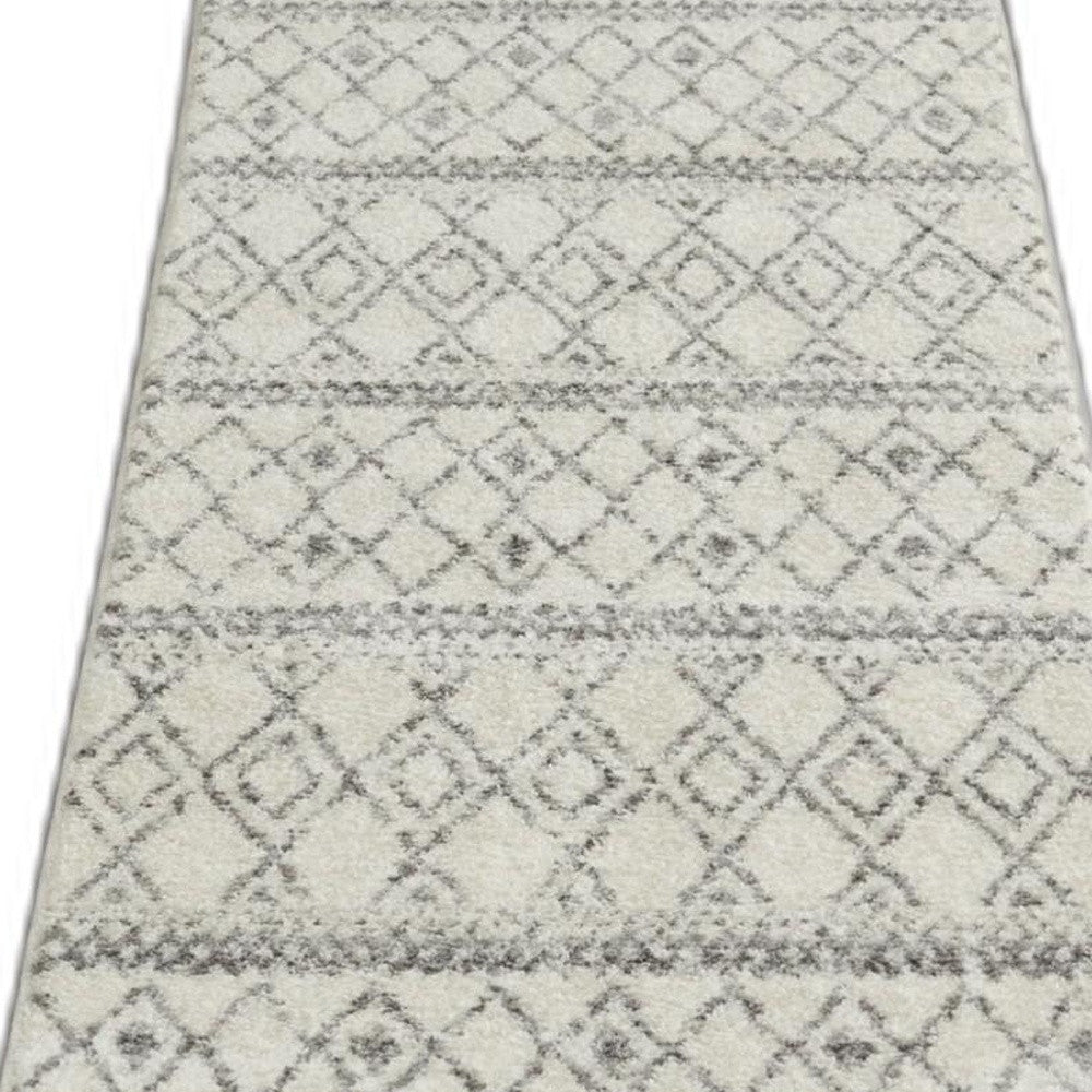 5' X 7' Gray Geometric Berber Power Loom Area Rug
