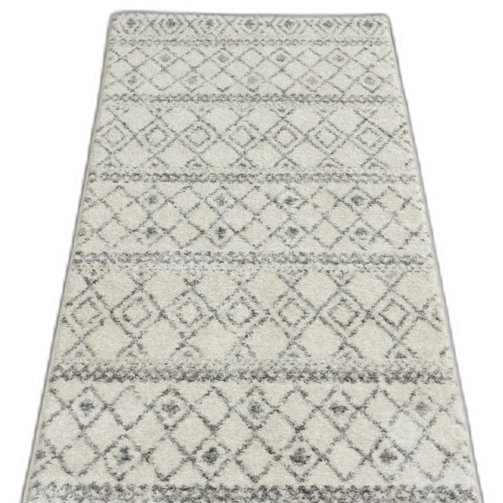 5' X 7' Gray Geometric Berber Power Loom Area Rug