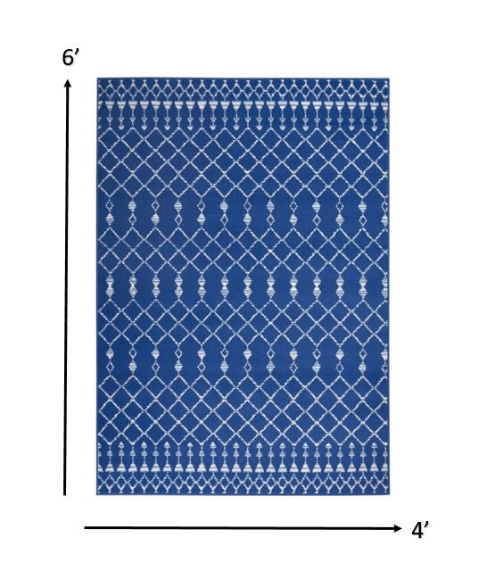 5' X 7' Ivory Geometric Berber Area Rug