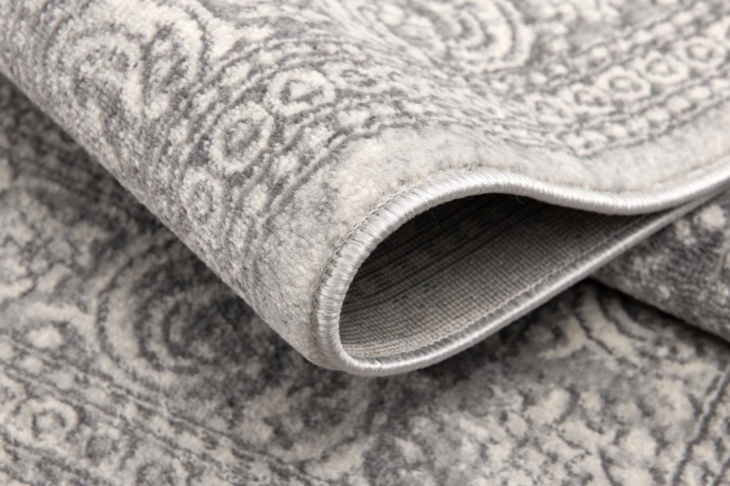 2’ X 4’ Gray Distressed Medallion Area Rug
