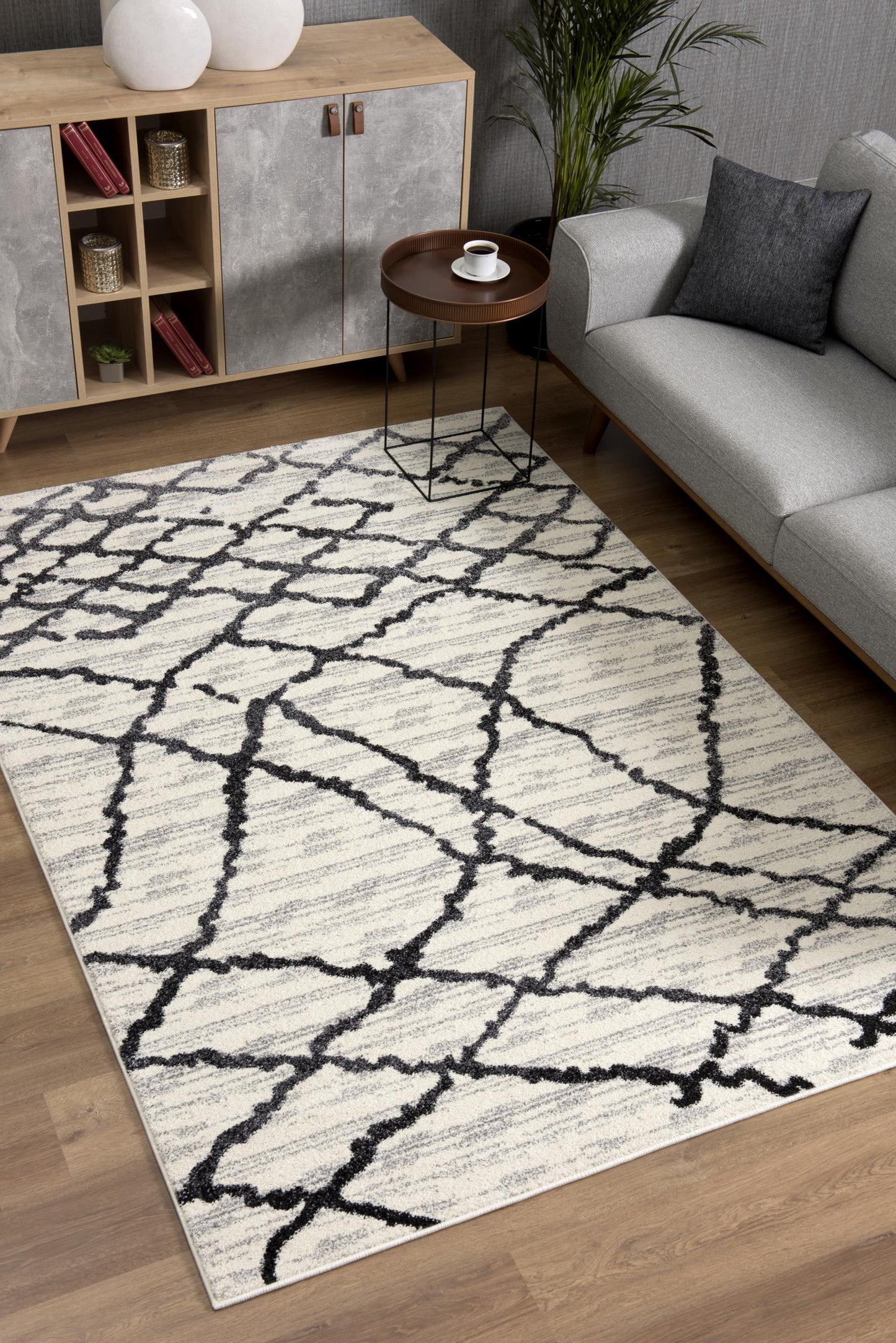 5’ X 8’ Gray And Black Modern Abstract Area Rug