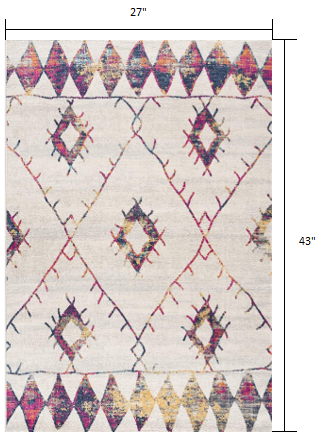 5' X 8' Cream Damask Area Rug