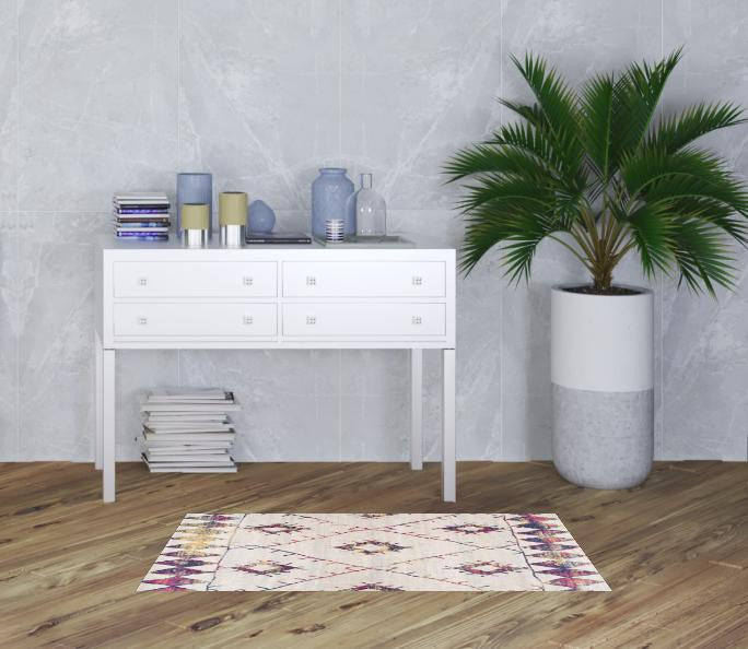 5' X 8' Cream Damask Area Rug