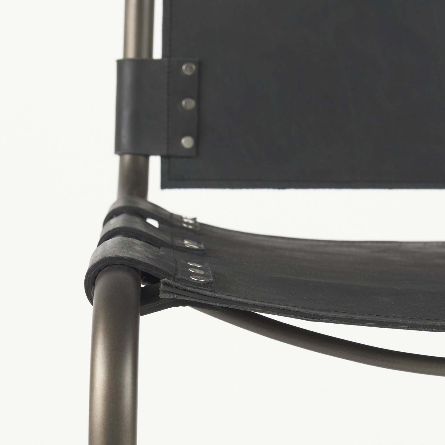 29" Black Steel Bar Chair With Footrest