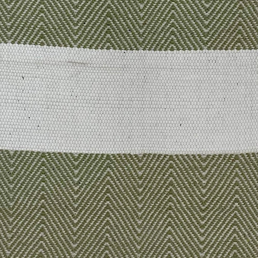 2' X 4' Green And White Dhurrie Hand Woven Area Rug