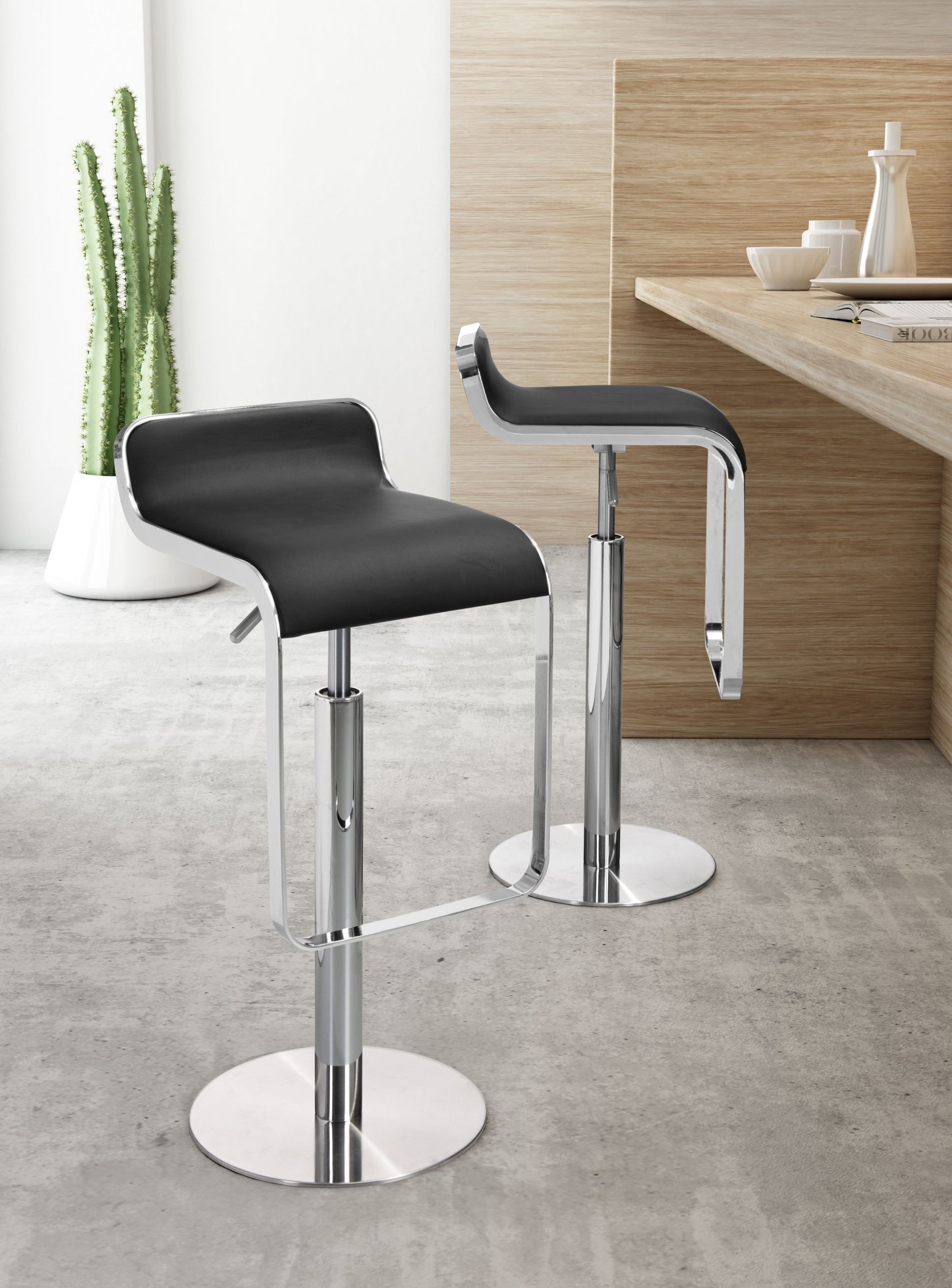 31" Black And Silver Steel Swivel Backless Adjustable Height Bar Chair With Footrest