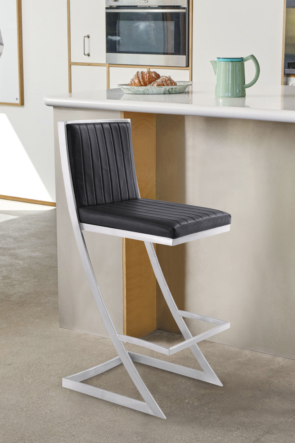 43" Vintage Black Faux Leather And Iron Low Back Bar Height Chair