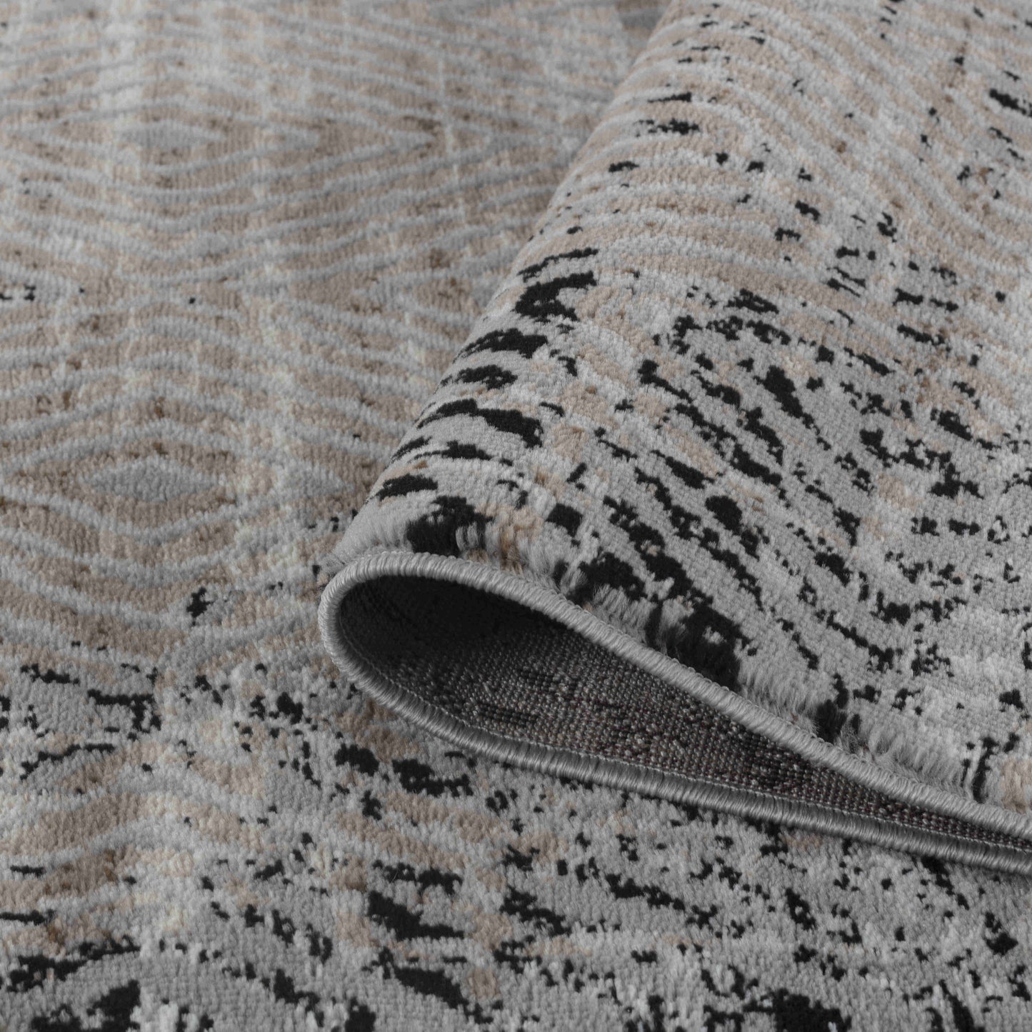 5' X 8' Brown Geometric Area Rug