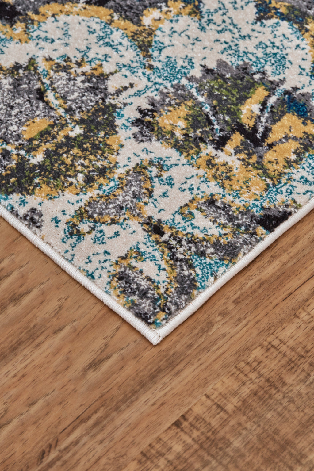 4' X 6' Ivory Blue And Green Floral Stain Resistant Area Rug