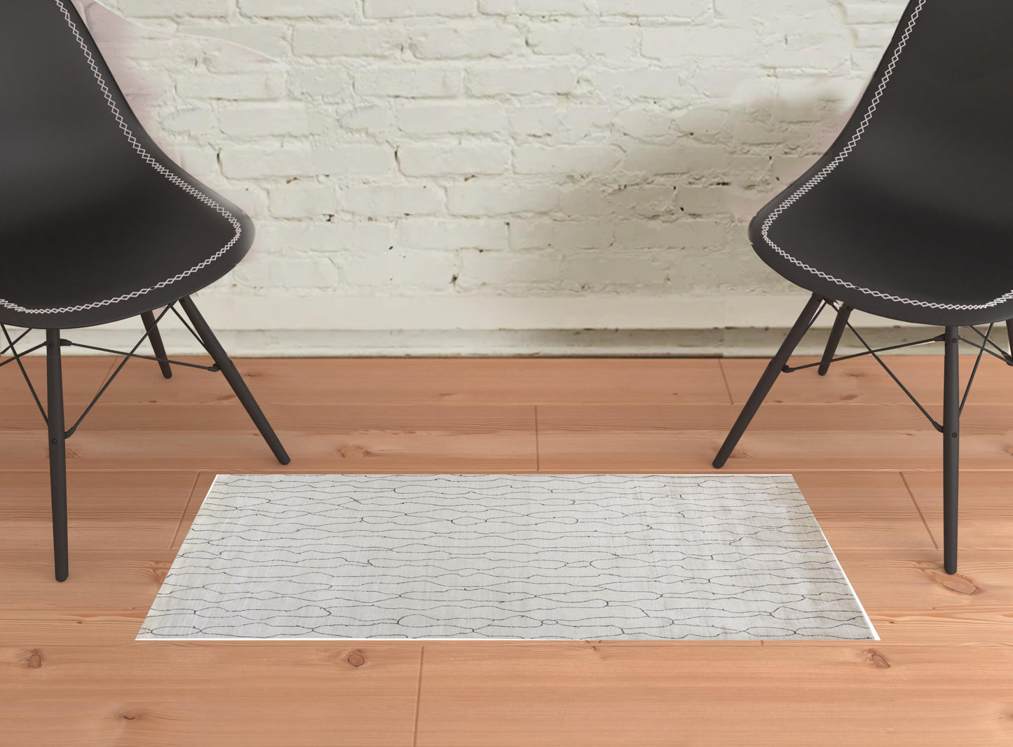 5' X 8' Ivory And Gray Abstract Hand Woven Area Rug