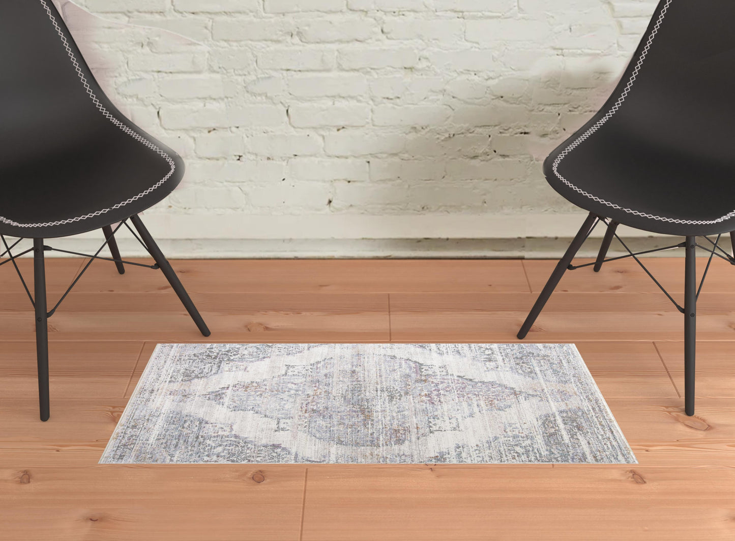 4' X 6' Ivory Gray And Pink Abstract Distressed Area Rug With Fringe