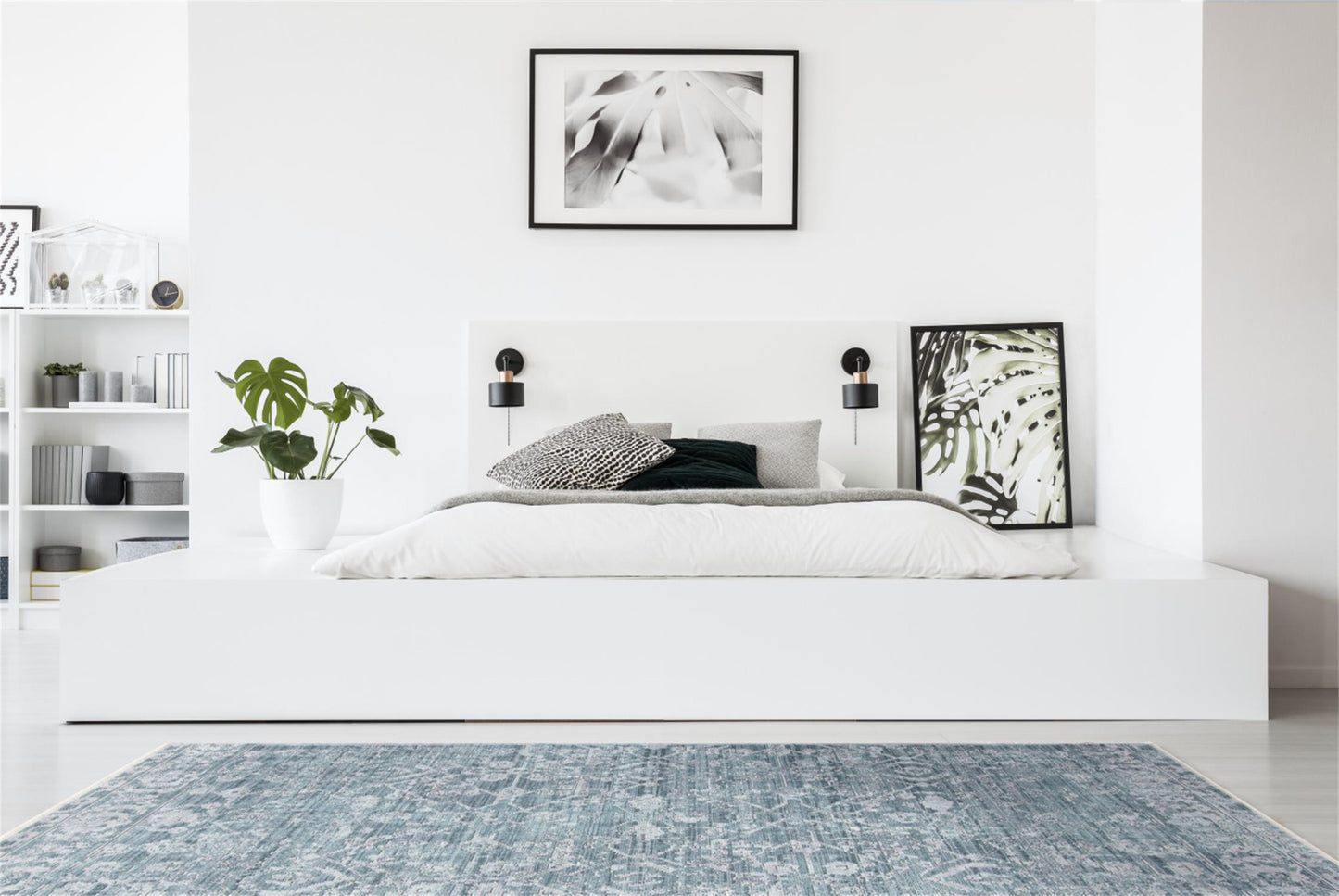 4' X 6' Blue Gray And Silver Abstract Distressed Area Rug With Fringe