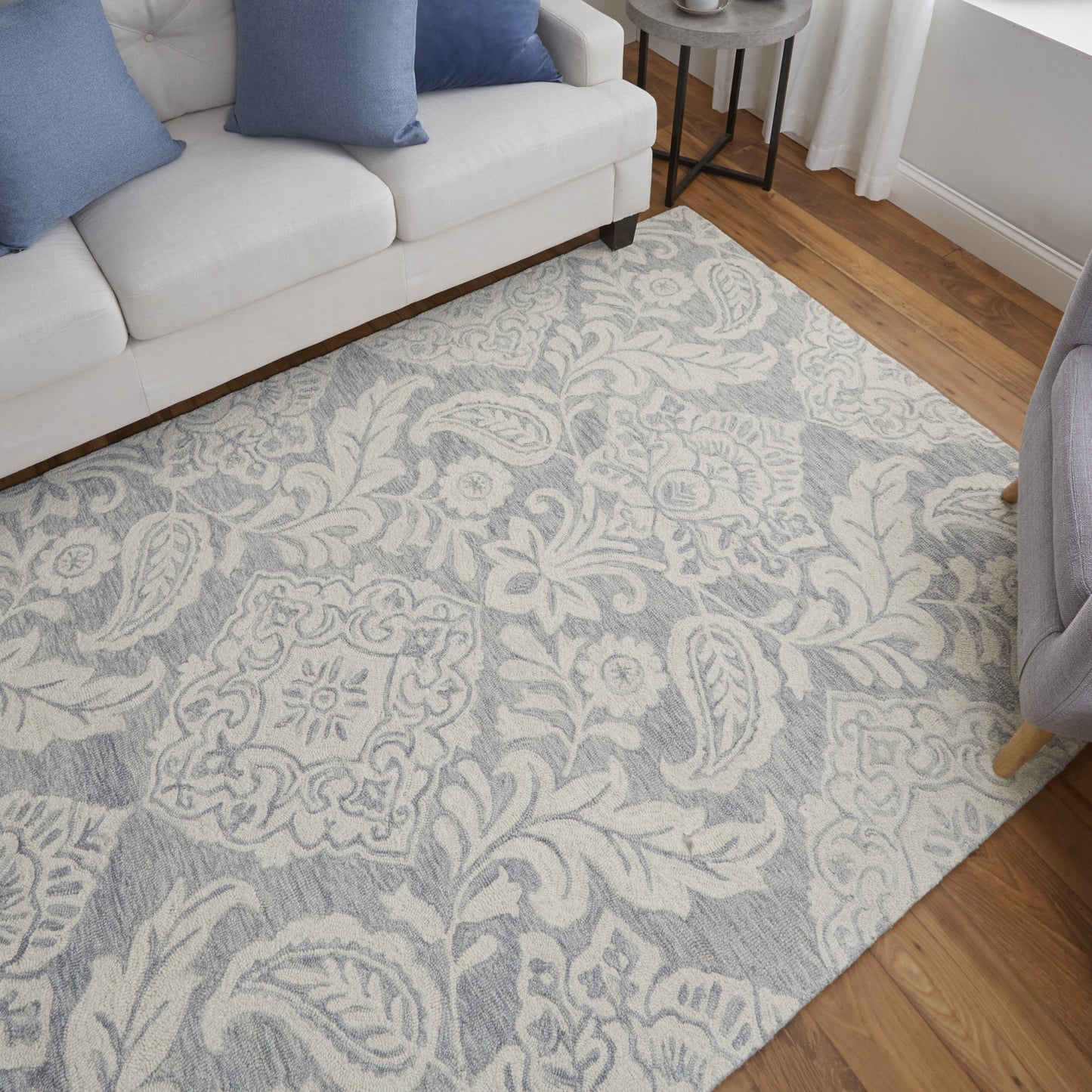 9' X 12' Blue And Ivory Wool Paisley Tufted Handmade Stain Resistant Area Rug