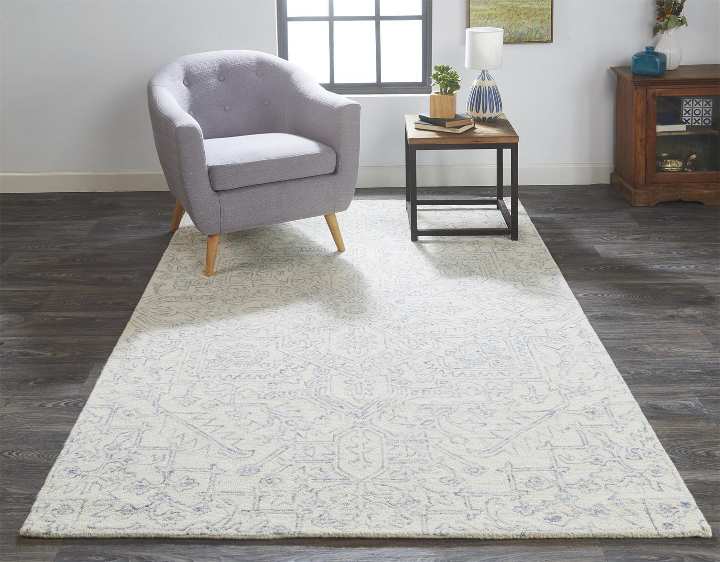 5' X 8' Ivory And Gray Wool Floral Tufted Handmade Stain Resistant Area Rug