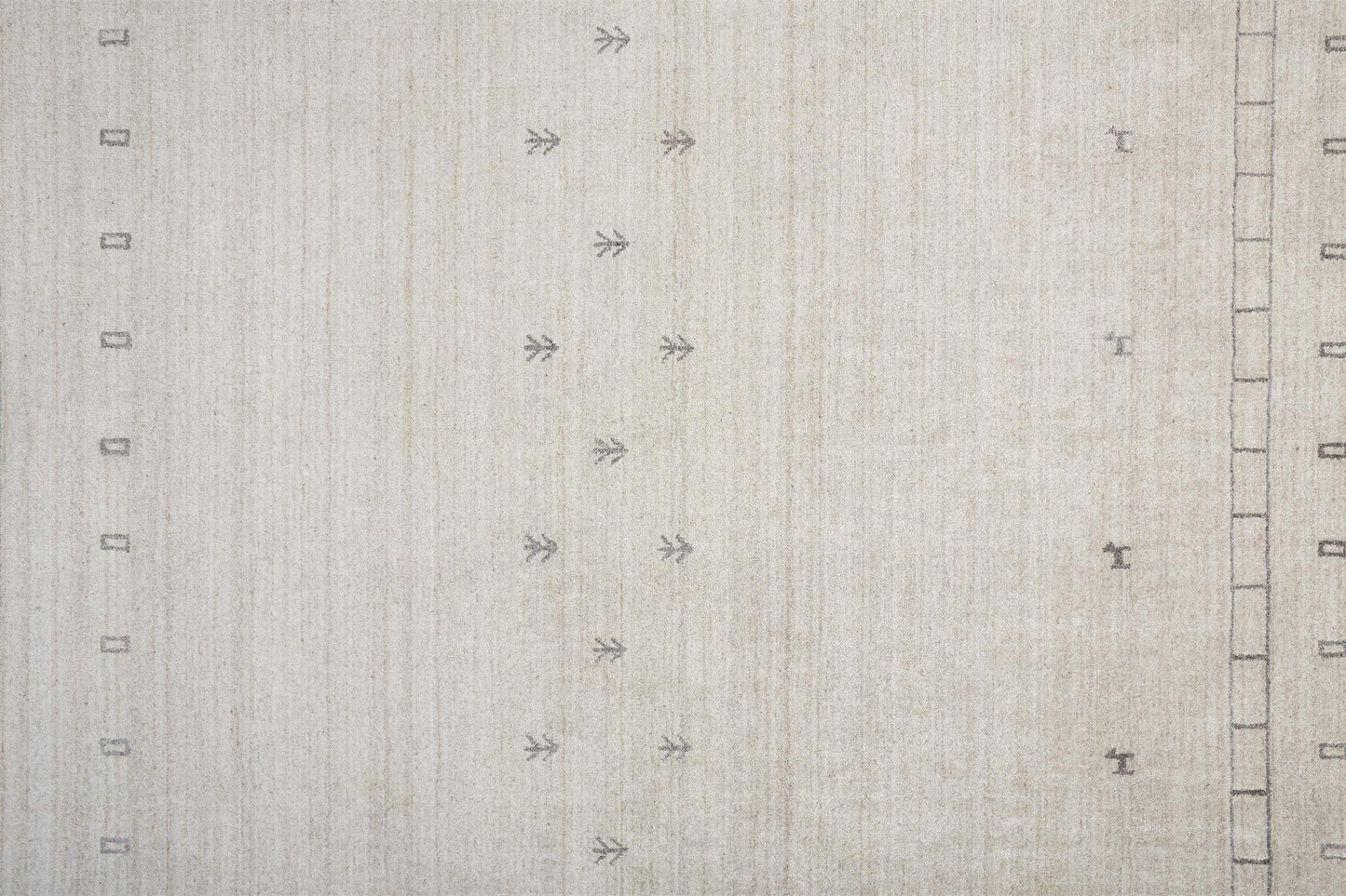4' X 6' Ivory And Gray Wool Hand Knotted Stain Resistant Area Rug