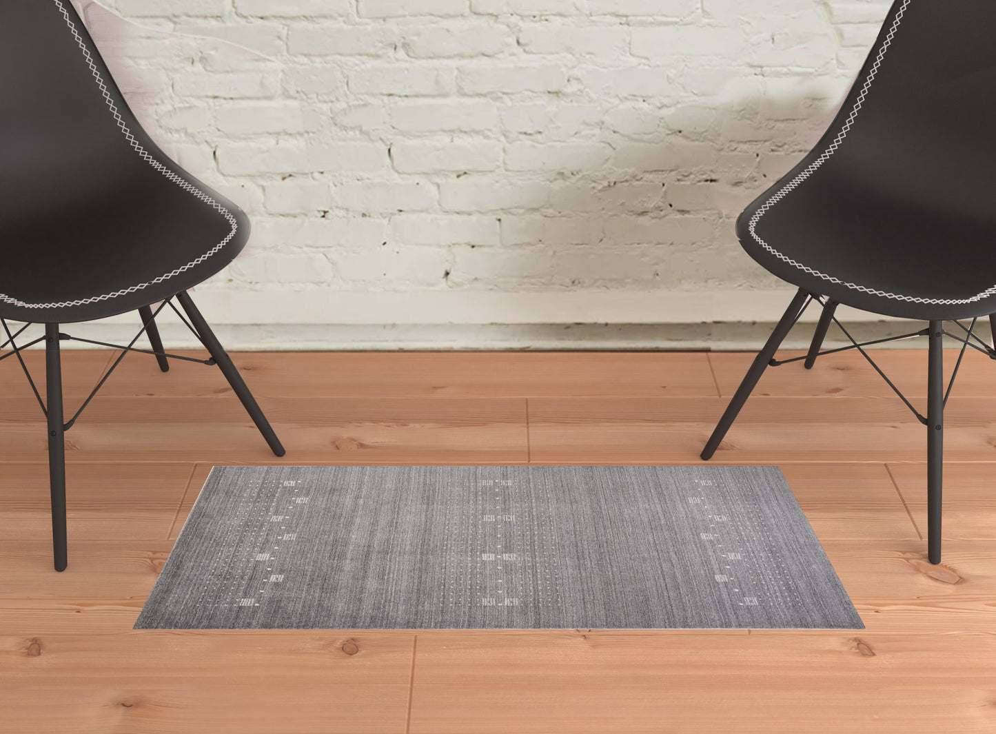 5' X 8' Gray And Ivory Wool Hand Knotted Stain Resistant Area Rug