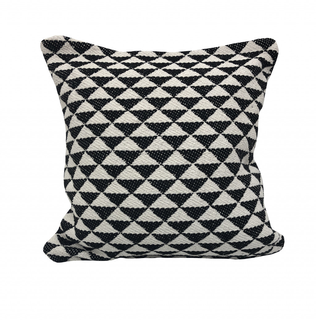 22" X 22" Black And White 100% Cotton Geometric Zippered Pillow