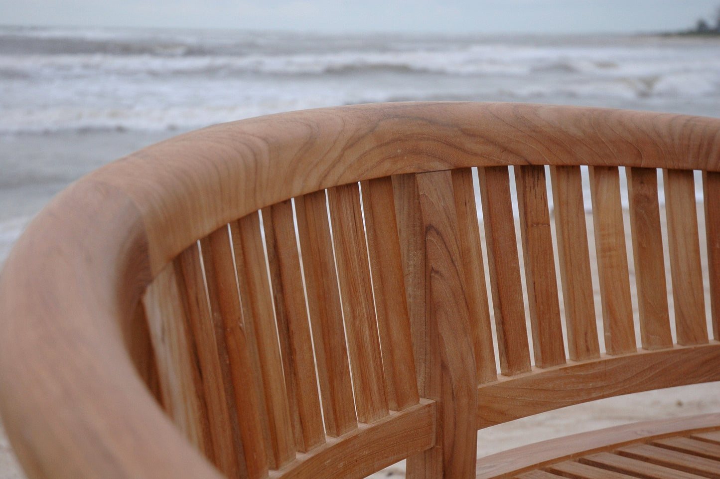Curve 3-Seater Bench Extra Thick Wood
