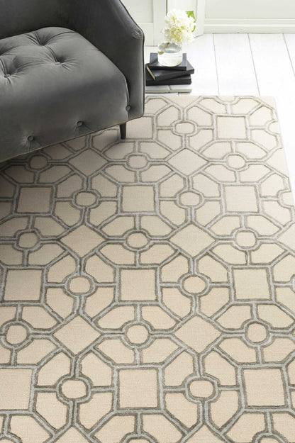 5'X7' Beige Hand Tufted Geometric Indoor Area Rug