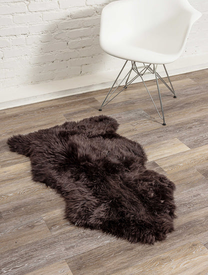 2' X 3' Dark Cream New Zealand Natural Sheepskin Rug
