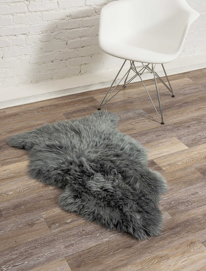 2' X 3' Dark Cream New Zealand Natural Sheepskin Rug