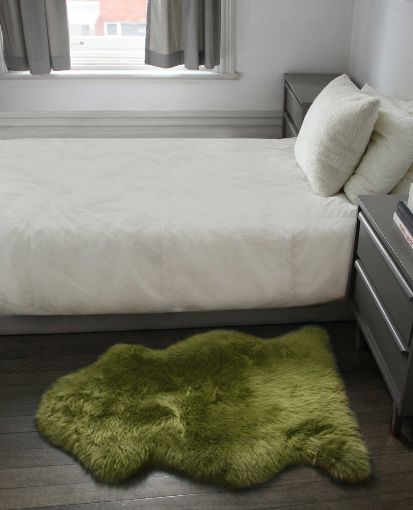 2' X 3' Dark Cream New Zealand Natural Sheepskin Rug