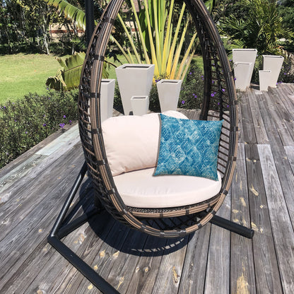 17" X 17" Blue And White Blown Seam Ikat Lumbar Indoor Outdoor Pillow