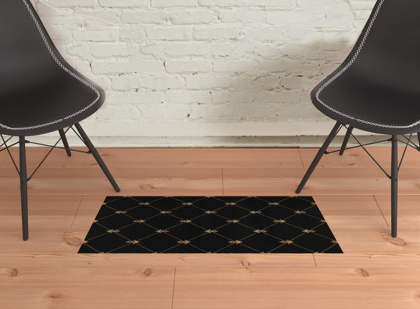 7' X 10'  Polypropylene Black Area Rug